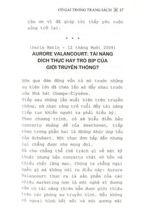 Cô Gái Trong Trang Sách